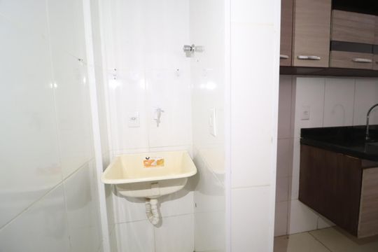 Cozinha e Área de Serviço de apartamento para alugar com 2 quartos, 65m² em Granada, Uberlândia