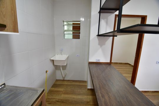 Cozinha de kitnet/studio para alugar com 1 quarto, 25m² em Parque São Quirino, Campinas