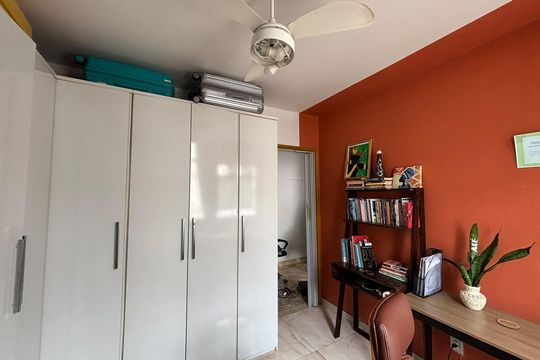 Quarto 2 de apartamento para alugar com 2 quartos, 79m² em Caju, Rio de Janeiro