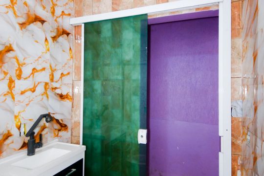 Banheiro de casa para alugar com 1 quarto, 70m² em Jardim Normandia, Guarulhos