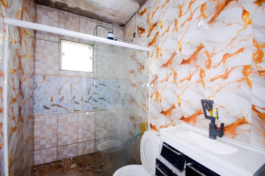 Banheiro de casa para alugar com 1 quarto, 70m² em Jardim Normandia, Guarulhos
