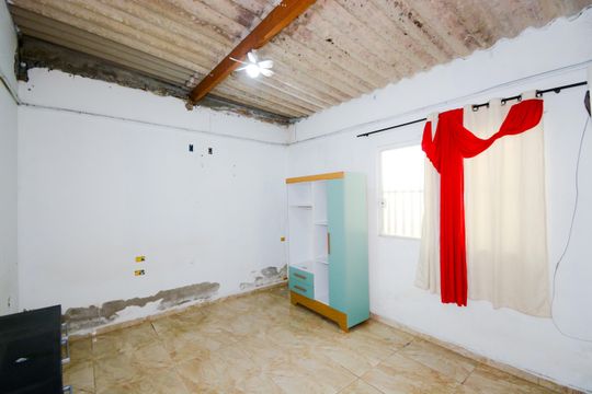 Quarto de casa para alugar com 1 quarto, 70m² em Jardim Normandia, Guarulhos