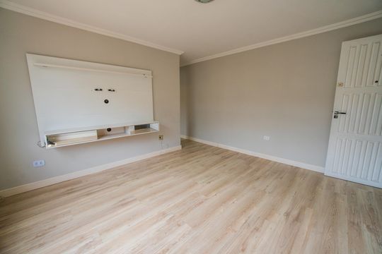 Sala de apartamento para alugar com 2 quartos, 54m² em Fazendinha, Curitiba