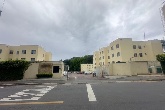 Fachada de apartamento para alugar com 2 quartos, 48m² em Cachoeira, Curitiba