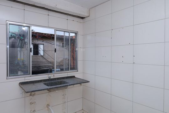 Cozinha 3 de casa para alugar com 3 quartos, 150m² em Parque Industrial, São Paulo