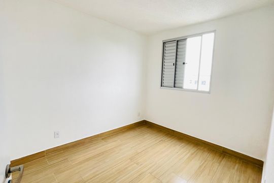 Quarto de apartamento para alugar com 2 quartos, 44m² em Recanto Vista Alegre, Cotia