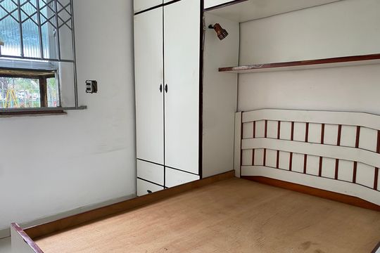 Quarto 1 de apartamento para alugar com 2 quartos, 45m² em Parada de Lucas, Rio de Janeiro