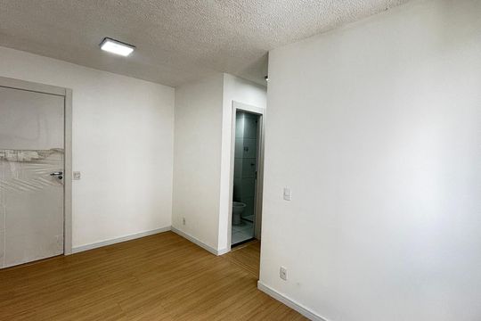 Sala de casa para alugar com 2 quartos, 37m² em Jardim, Santo André