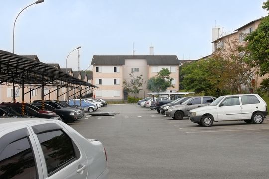 Garagem de apartamento à venda com 2 quartos, 48m² em Jardim Belcito, São Paulo
