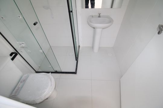 Banheiro de apartamento para alugar com 1 quarto, 31m² em Parada Inglesa, São Paulo