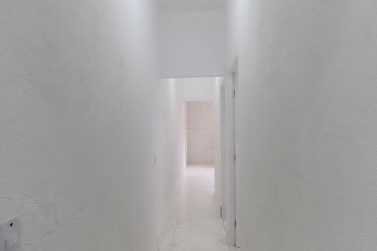 Corredor de casa para alugar com 2 quartos, 55m² em Vila Princesa Isabel, São Paulo