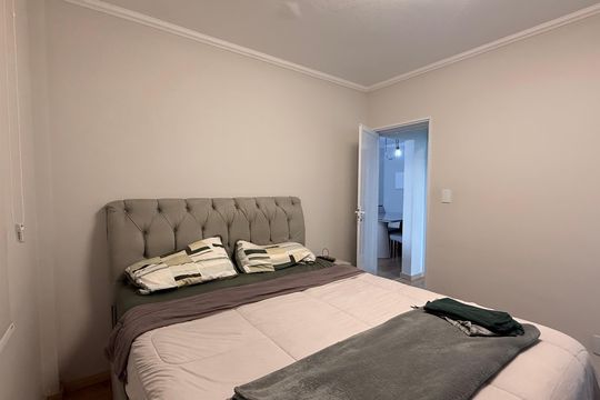 Suíte de apartamento para alugar com 3 quartos, 90m² em Jardim Praiano, Guarujá