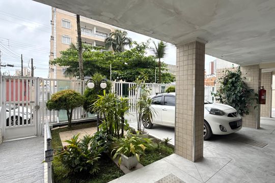 Garagem de apartamento para alugar com 3 quartos, 90m² em Jardim Praiano, Guarujá