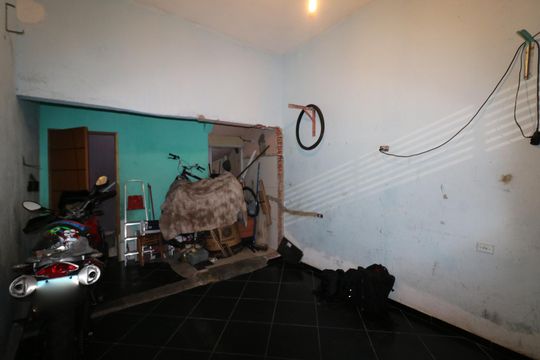 Garagem de casa à venda com 2 quartos, 70m² em Casa Grande, Diadema