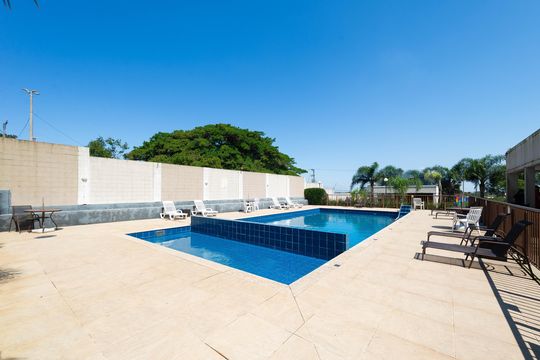 Área comum - Piscina de apartamento para alugar com 2 quartos, 40m² em Jansen, Gravataí