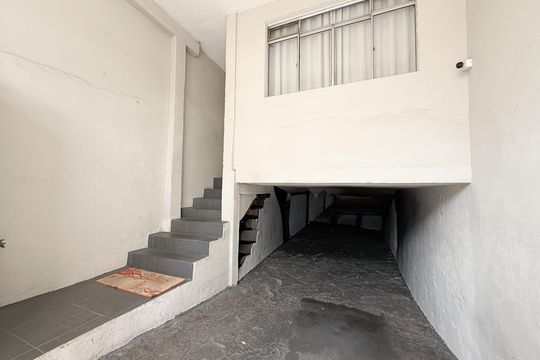 Garagem de casa à venda com 4 quartos, 200m² em Parque Nações Unidas, São Paulo
