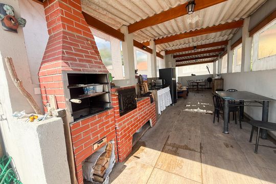 Churrasqueira de casa à venda com 4 quartos, 200m² em Parque Nações Unidas, São Paulo