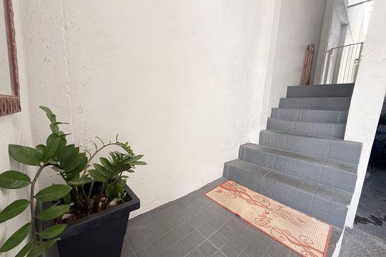Garagem de casa à venda com 4 quartos, 200m² em Parque Nações Unidas, São Paulo