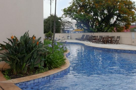 Piscina de apartamento para alugar com 2 quartos, 80m² em Jurubatuba, São Paulo