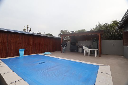 Área comum - Piscina de casa à venda com 5 quartos, 600m² em Olaria, Canoas
