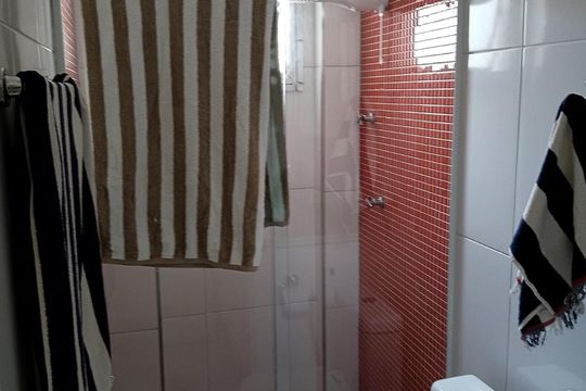 Banheiro de apartamento à venda com 2 quartos, 66m² em Santana, São Paulo