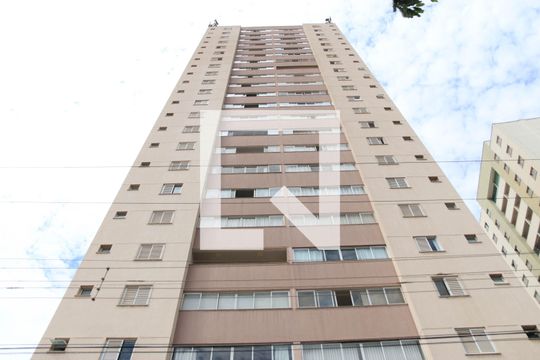Fachada de apartamento à venda com 2 quartos, 62m² em Setor Negrão de Lima, Goiânia