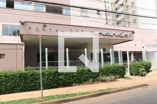 Fachada de apartamento à venda com 2 quartos, 62m² em Setor Negrão de Lima, Goiânia