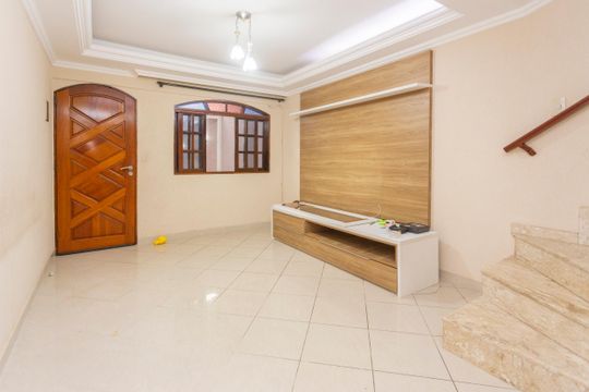 Casa para alugar com 3 quartos, 110m² em Cidade Dutra, São Paulo