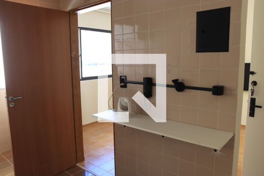 Cozinha e Área de Serviço de apartamento para alugar com 1 quarto, 40m² em Centro, Goiânia