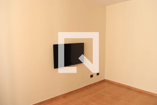 Sala de apartamento para alugar com 1 quarto, 40m² em Centro, Goiânia