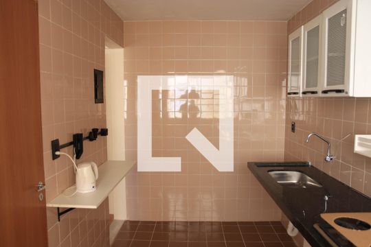 Cozinha e Área de Serviço de apartamento para alugar com 1 quarto, 40m² em Centro, Goiânia