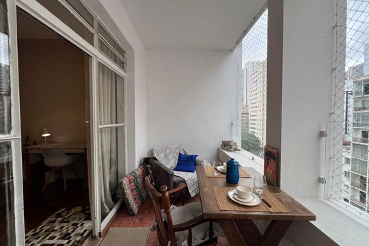Varanda de apartamento para alugar com 1 quarto, 54m² em Bela Vista, São Paulo