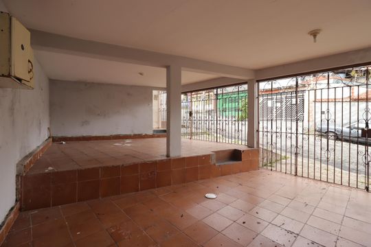 Garagem de casa para alugar com 2 quartos, 200m² em Vila Helena, Santo André