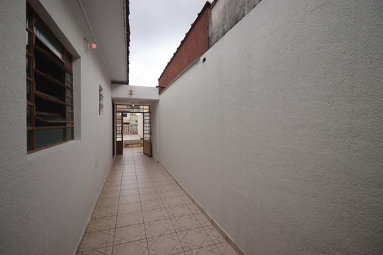 Corredor externo de casa para alugar com 2 quartos, 200m² em Vila Helena, Santo André