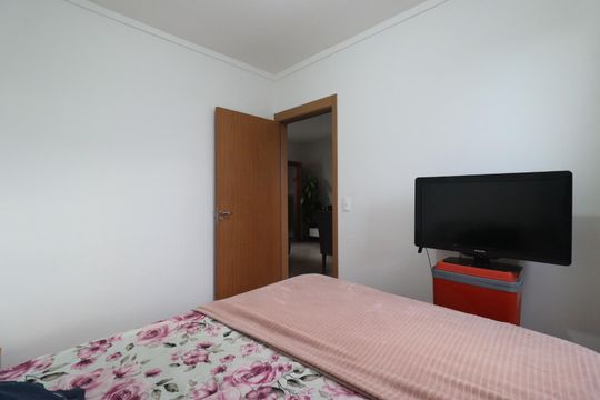 Quarto 2 de apartamento para alugar com 2 quartos, 44m² em Via Norte, Ribeirão Preto