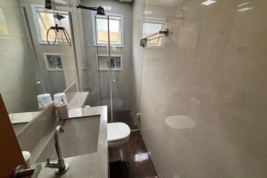 Banheiro de casa para alugar com 3 quartos, 130m² em Ponte Seca, Ribeirão Pires