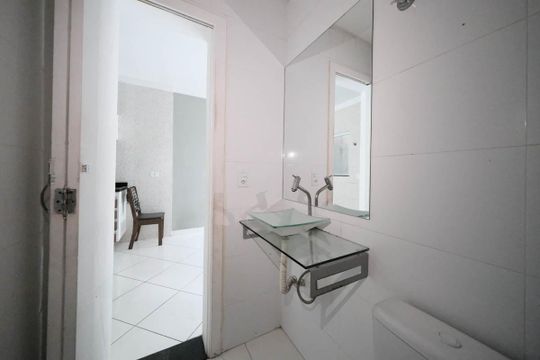 Banheiro de apartamento para alugar com 2 quartos, 38m² em Vila Granada, São Paulo