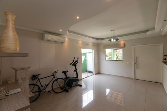 SALA DOIS AMBIENTES de casa de condomínio para alugar com 2 quartos, 160m² em Bosque de Barão Geraldo, Campinas