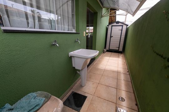 ÁREA DE SERVIÇO de casa de condomínio para alugar com 2 quartos, 160m² em Bosque de Barão Geraldo, Campinas