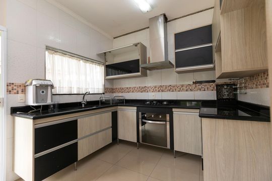 COZINHA de casa de condomínio para alugar com 2 quartos, 160m² em Bosque de Barão Geraldo, Campinas
