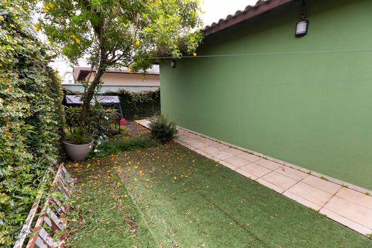 QUINTAL de casa de condomínio para alugar com 2 quartos, 160m² em Bosque de Barão Geraldo, Campinas