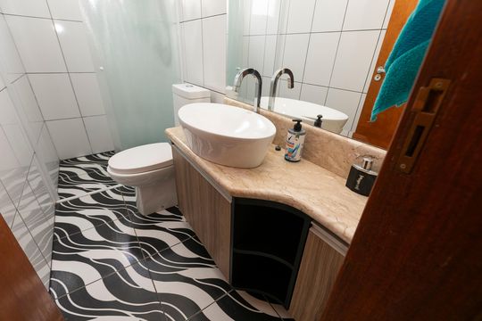 BANHEIRO SOCIAL de casa de condomínio para alugar com 2 quartos, 160m² em Bosque de Barão Geraldo, Campinas