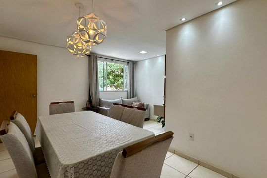 Sala de apartamento à venda com 2 quartos, 72m² em Santa Terezinha, Belo Horizonte