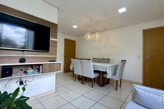 Sala de apartamento à venda com 2 quartos, 72m² em Santa Terezinha, Belo Horizonte