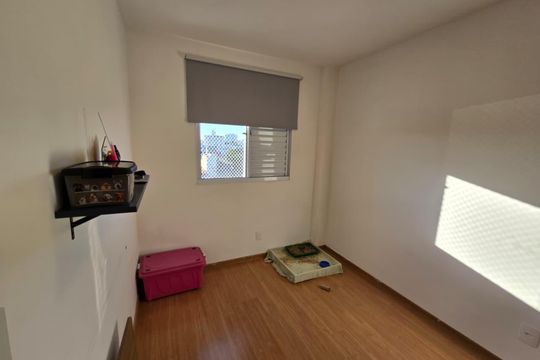Quarto 2 de apartamento para alugar com 2 quartos, 44m² em Residencial Villa Garden, Campinas