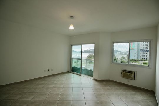 Apartamento para alugar com 2 quartos, 116m² em José Menino, Santos