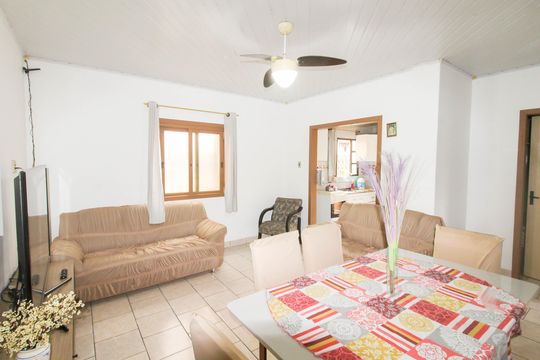Casa à venda com 3 quartos, 72m² em Harmonia, Canoas