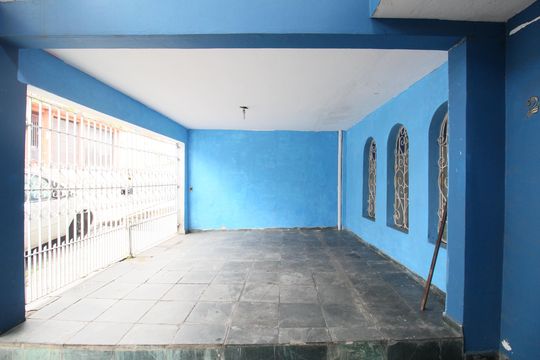 Garagem de casa para alugar com 3 quartos, 140m² em Jardim Clementino, Taboão da Serra