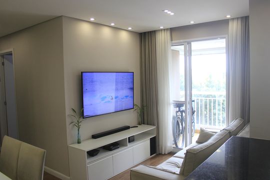 Sala de apartamento à venda com 2 quartos, 56m² em Vila Galvão, Guarulhos