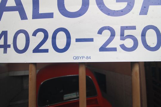 Placa de casa para alugar com 2 quartos, 140m² em Jardim Domitila, São Paulo
